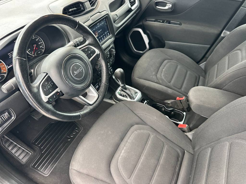 Thumbnail: 2021 Jeep Renegade - 10