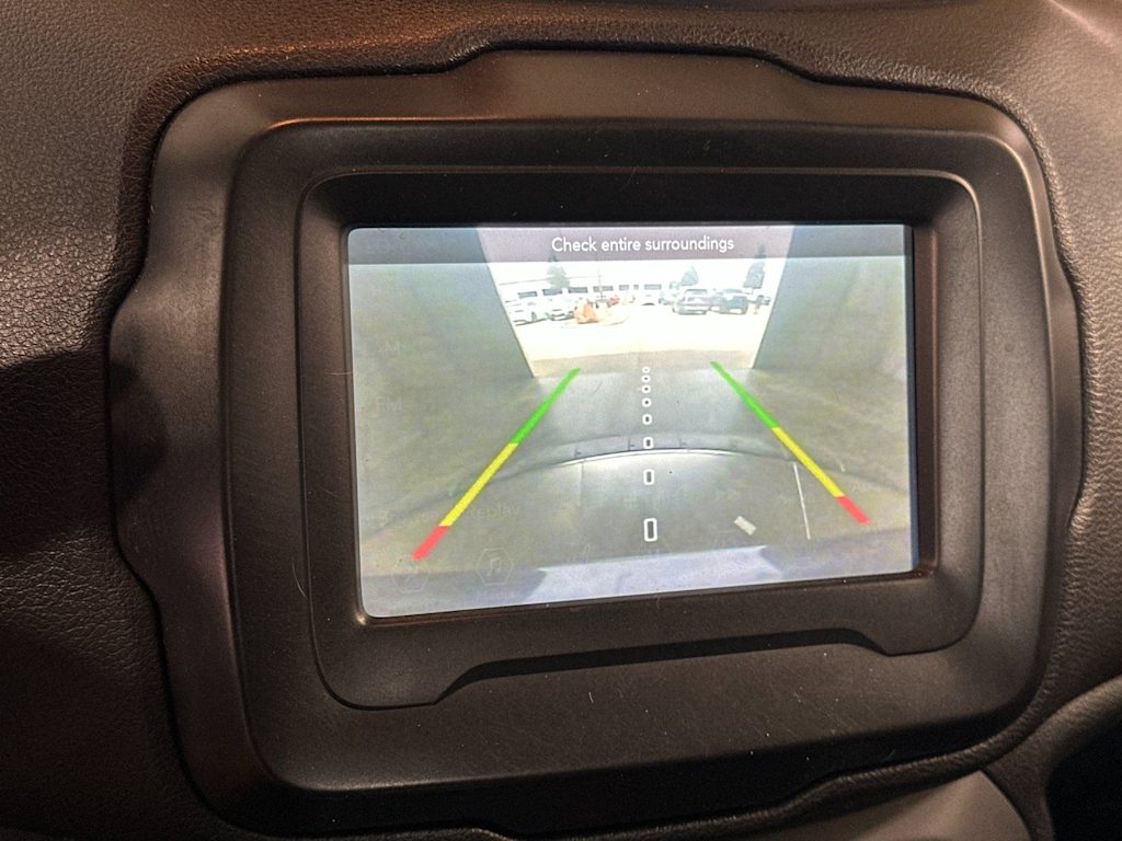 Thumbnail: 2021 Jeep Renegade - 26