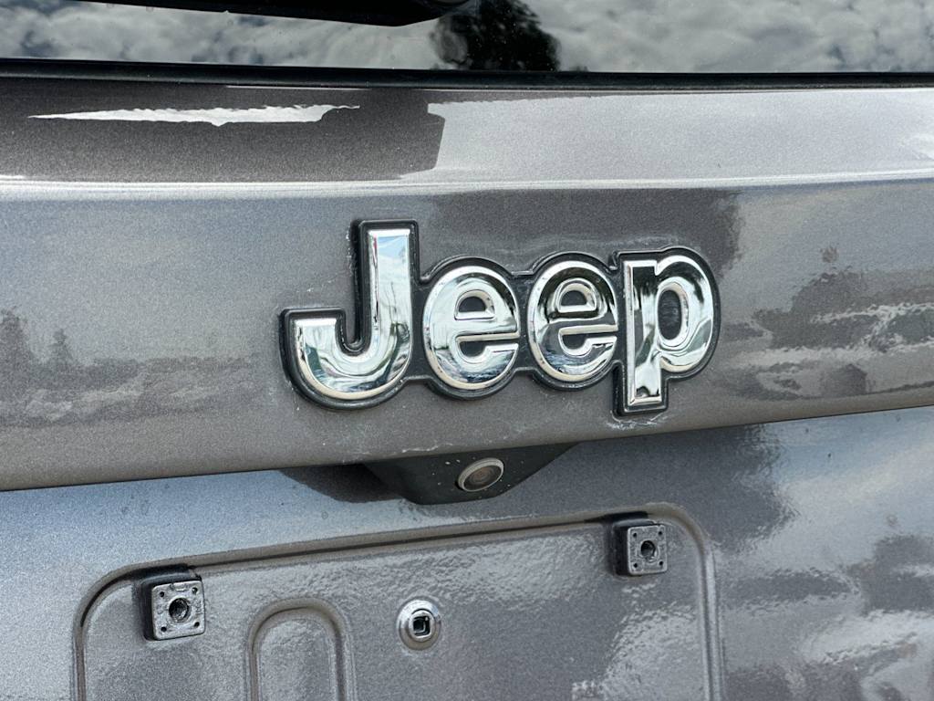 Thumbnail: 2021 Jeep Renegade - 7