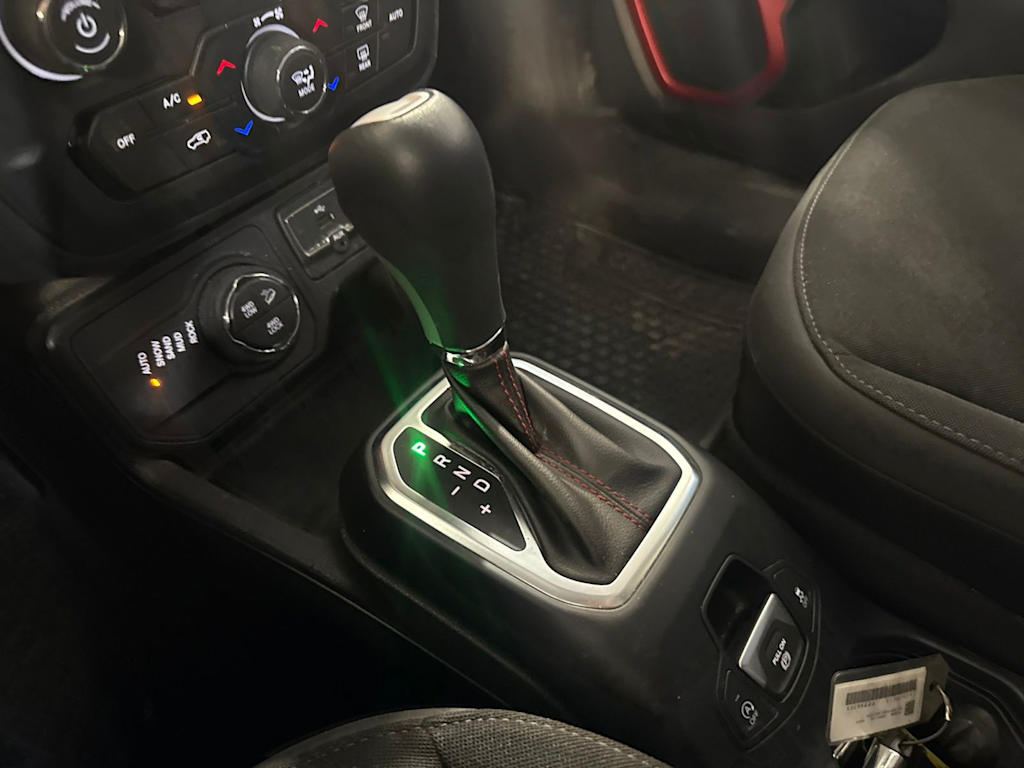 Thumbnail: 2023 Jeep Renegade - 12