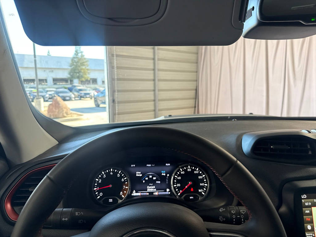 Thumbnail: 2023 Jeep Renegade - 28