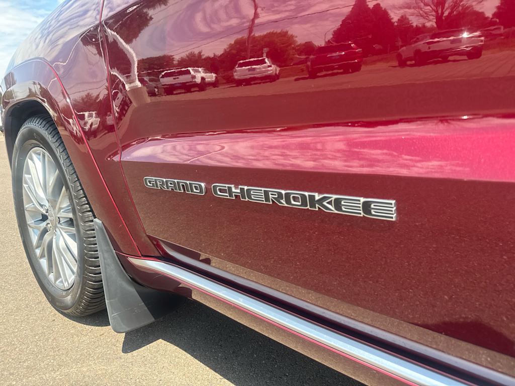 Thumbnail: 2018 Jeep Grand Cherokee - 6