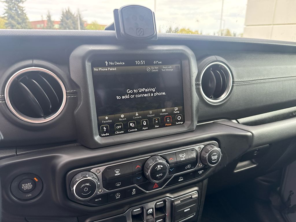 Thumbnail: 2021 Jeep Gladiator - 13