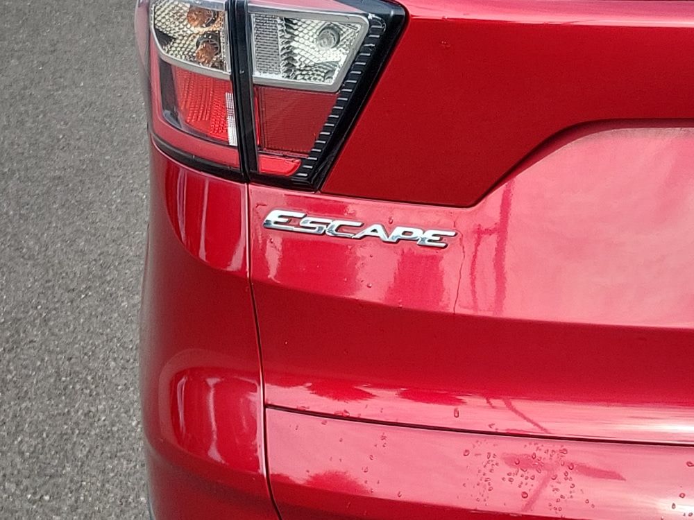 Thumbnail: 2017 Ford Escape - 6