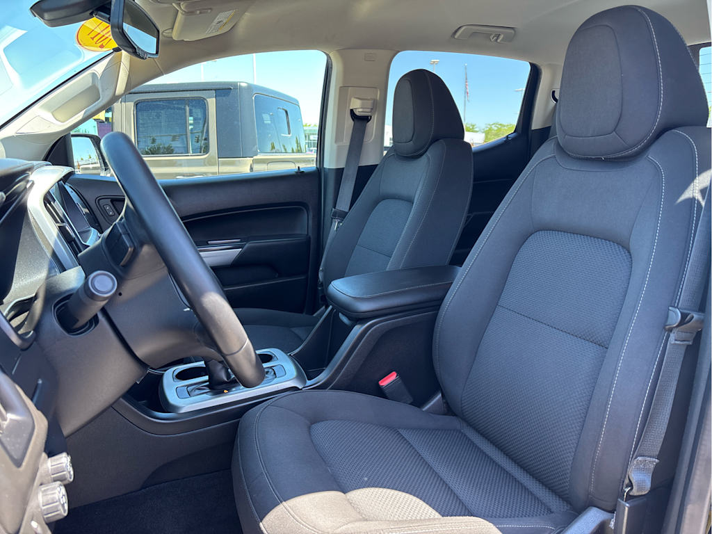 Thumbnail: 2017 Chevrolet Colorado - 11