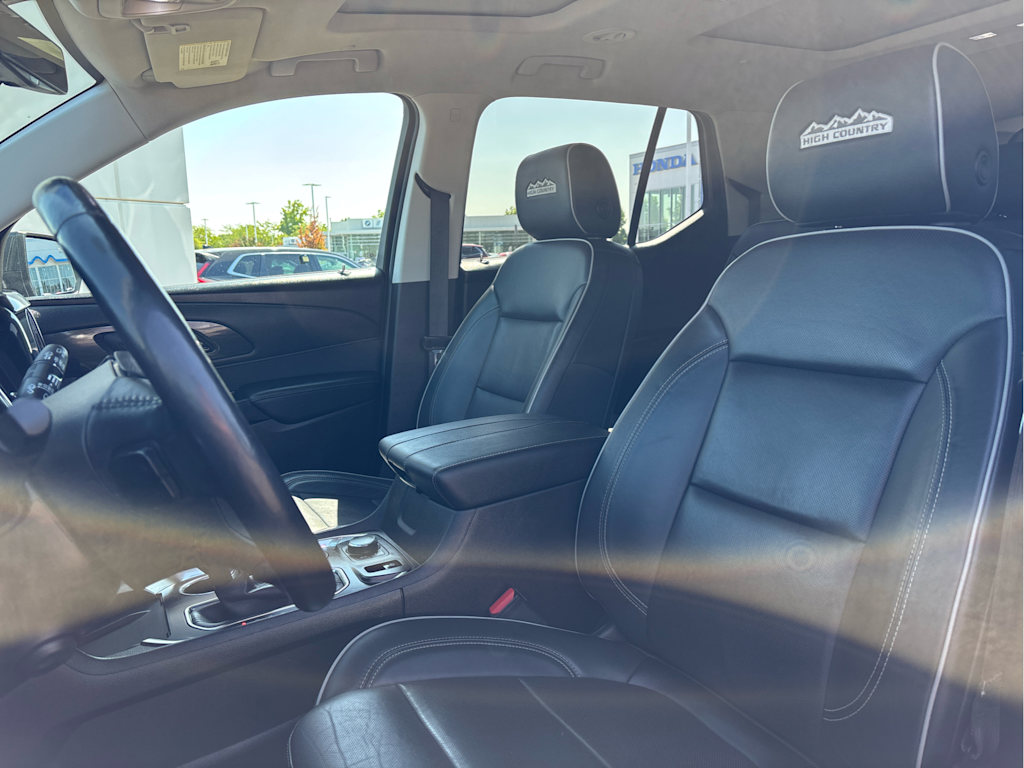 Thumbnail: 2021 Chevrolet Traverse - 11