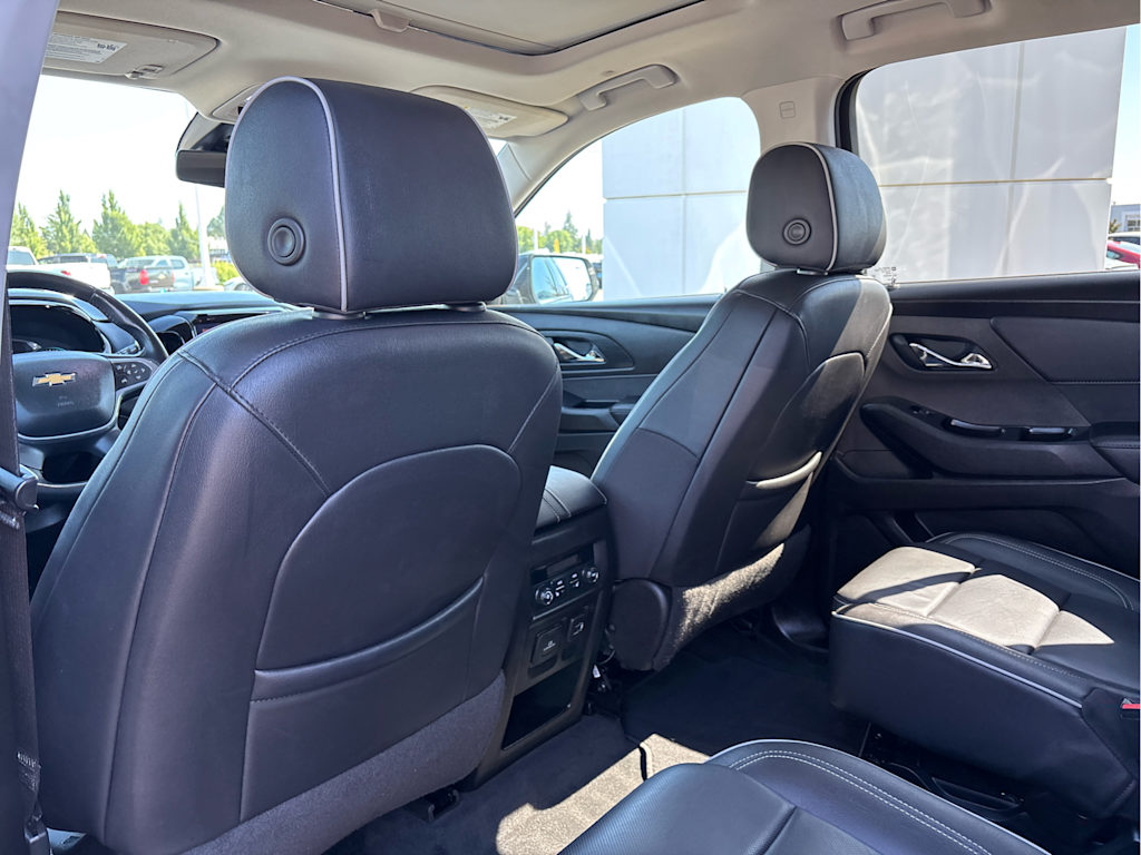 Thumbnail: 2021 Chevrolet Traverse - 13