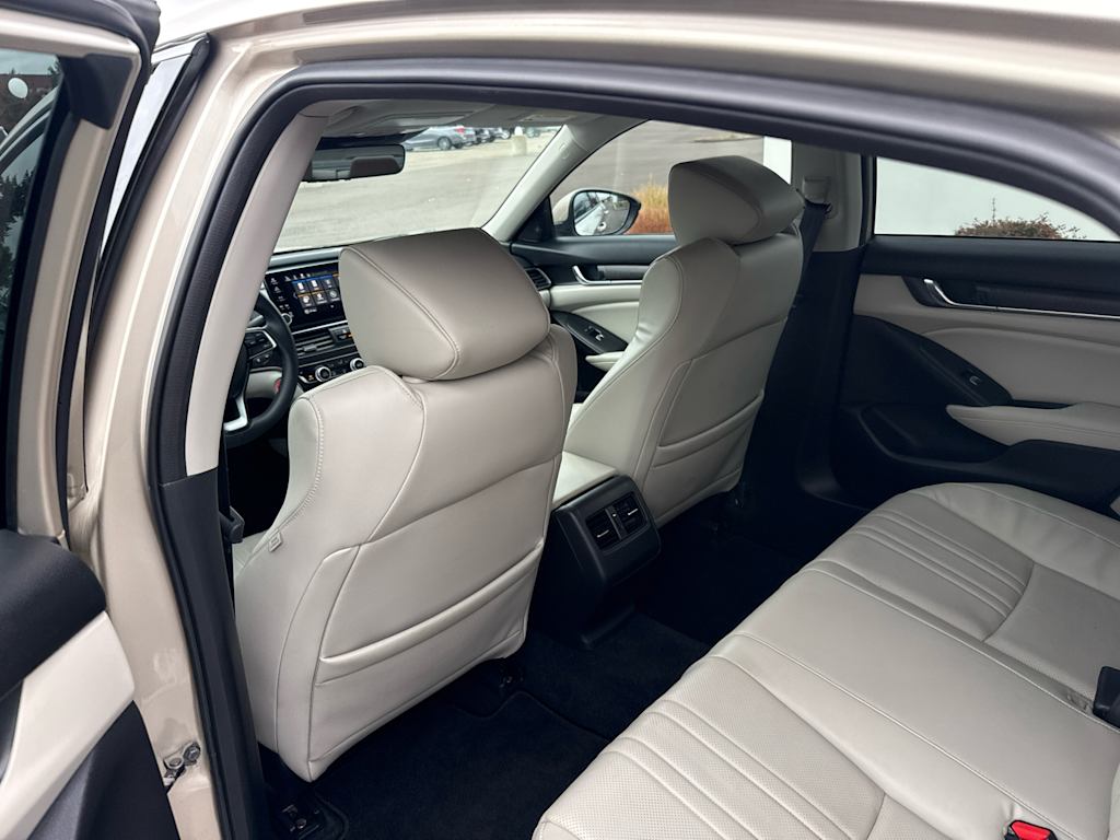 Thumbnail: 2018 Honda Accord - 11