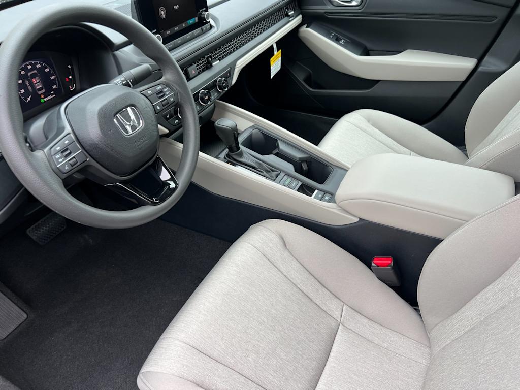 Thumbnail: 2025 Honda Accord - 9