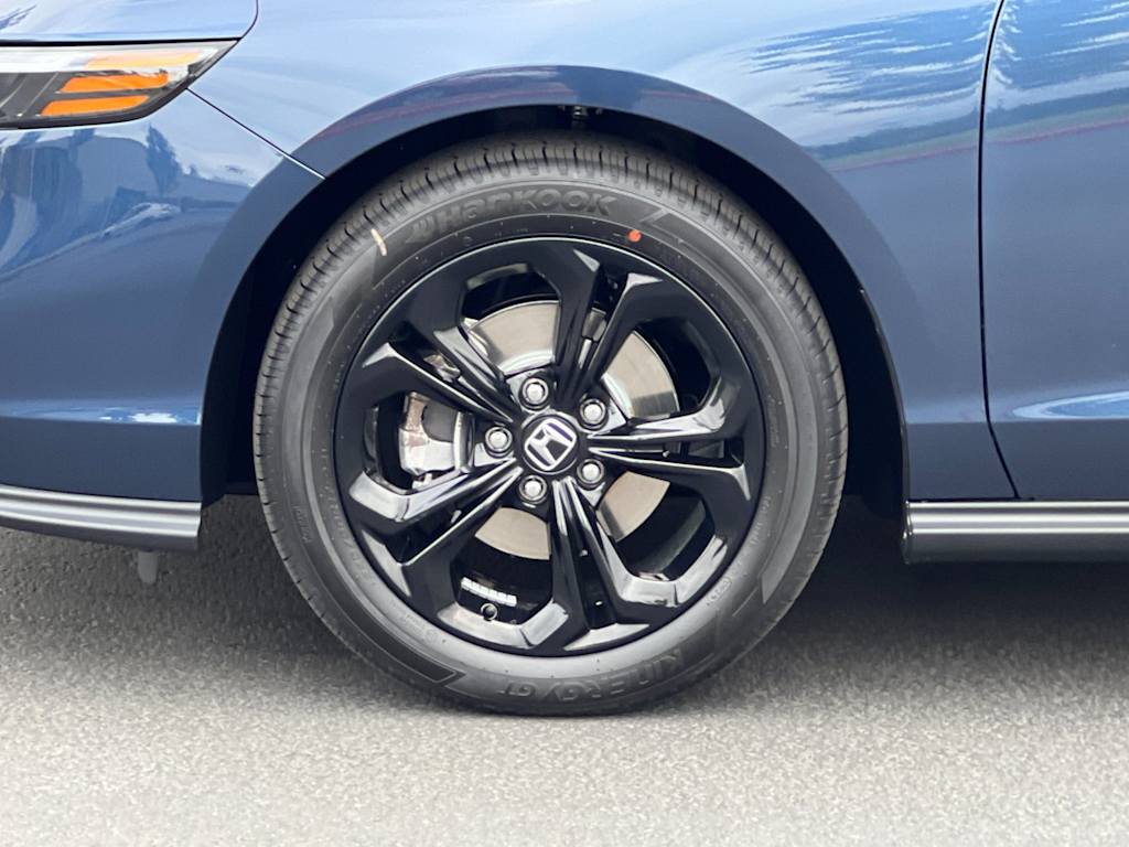 Thumbnail: 2025 Honda Accord - 8