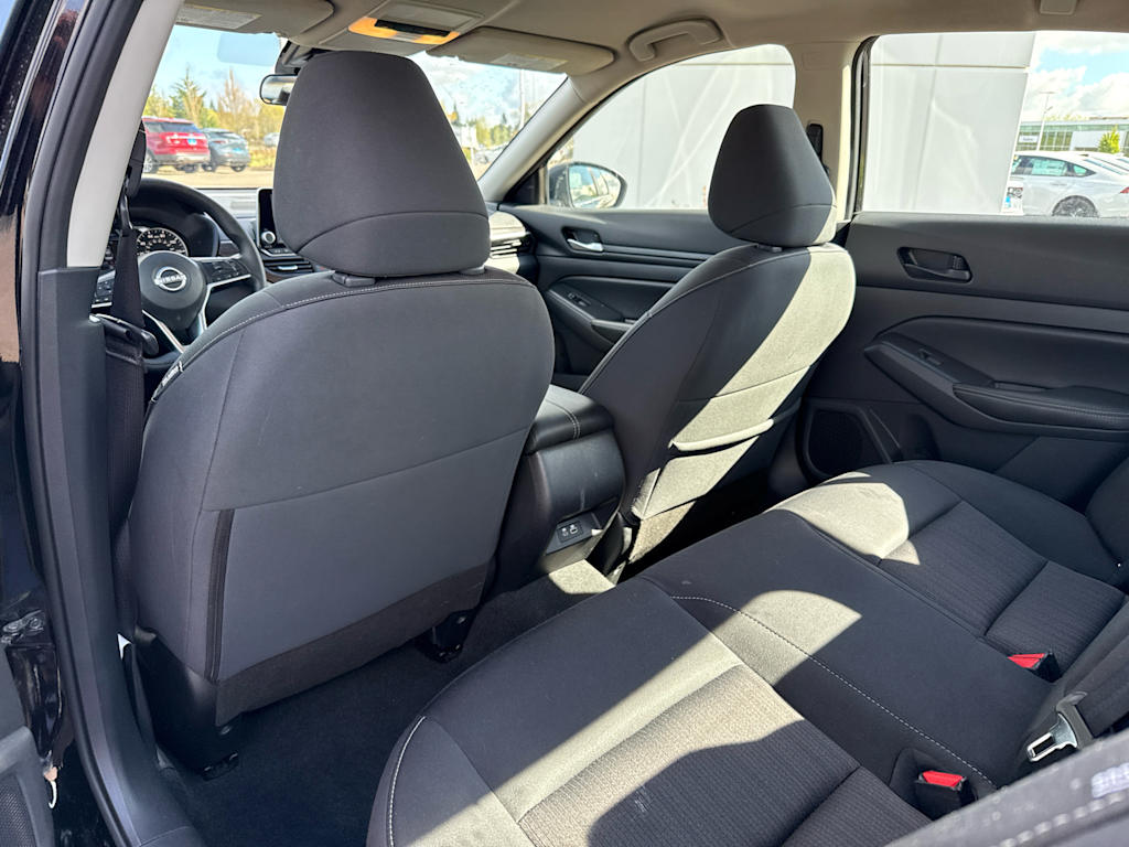 Thumbnail: 2024 Nissan Altima - 10