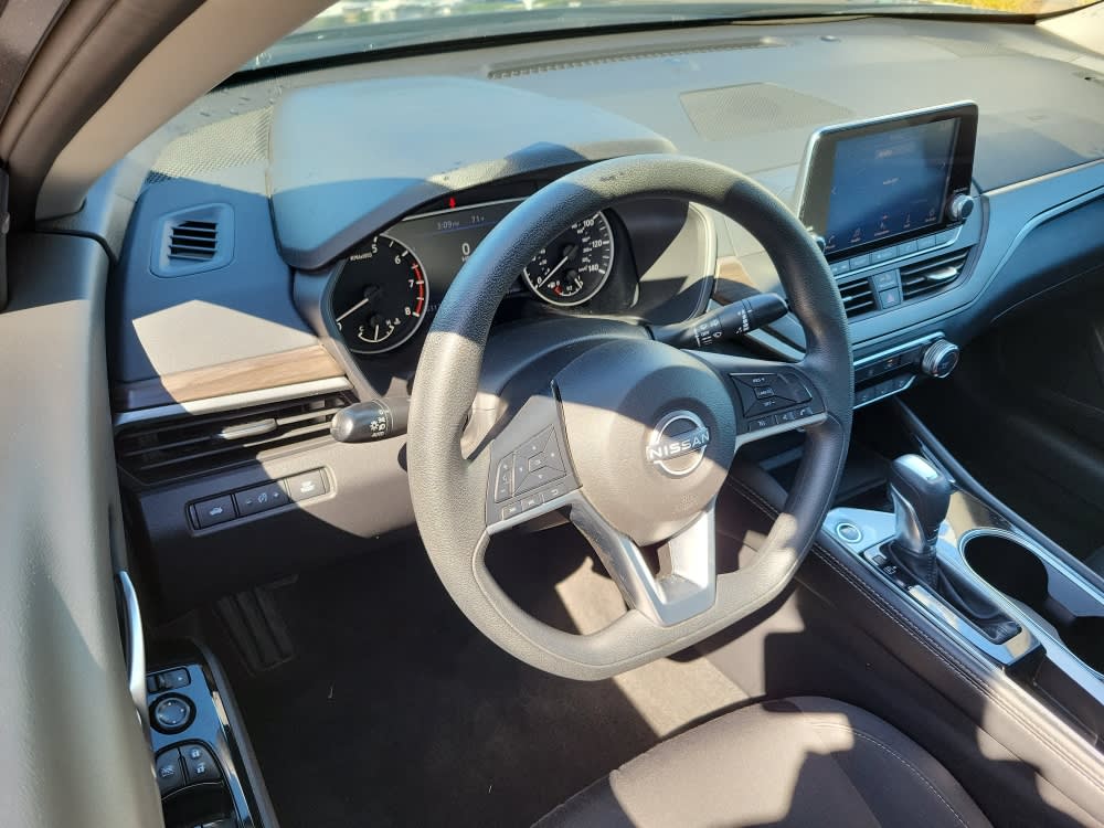 Thumbnail: 2023 Nissan Altima - 2
