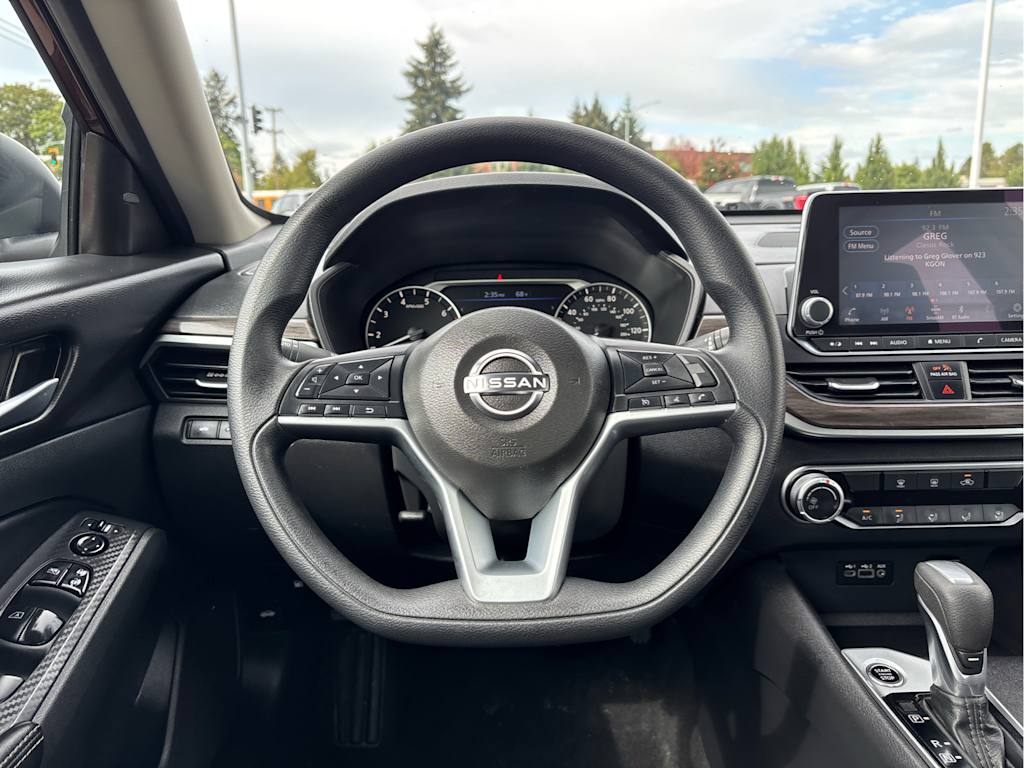Thumbnail: 2025 Nissan Altima - 12