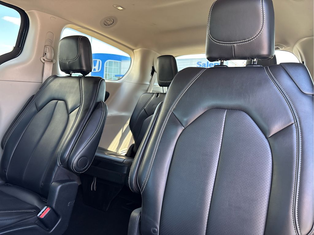 Thumbnail: 2024 Chrysler Pacifica - 19