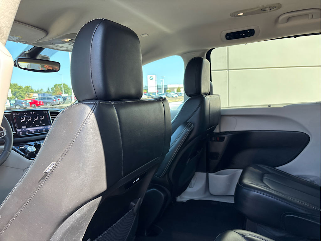 Thumbnail: 2024 Chrysler Pacifica - 11
