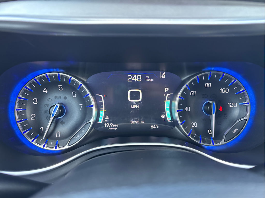 Thumbnail: 2025 Chrysler Pacifica - 16