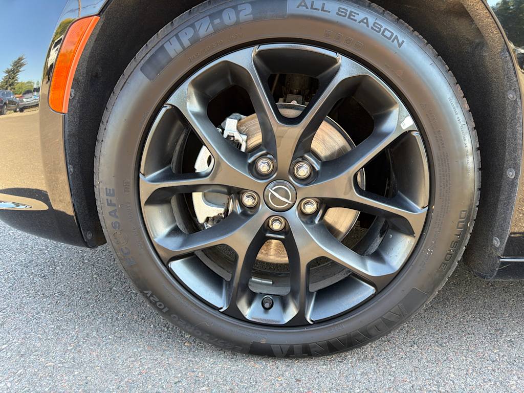 Thumbnail: 2025 Chrysler Pacifica - 8