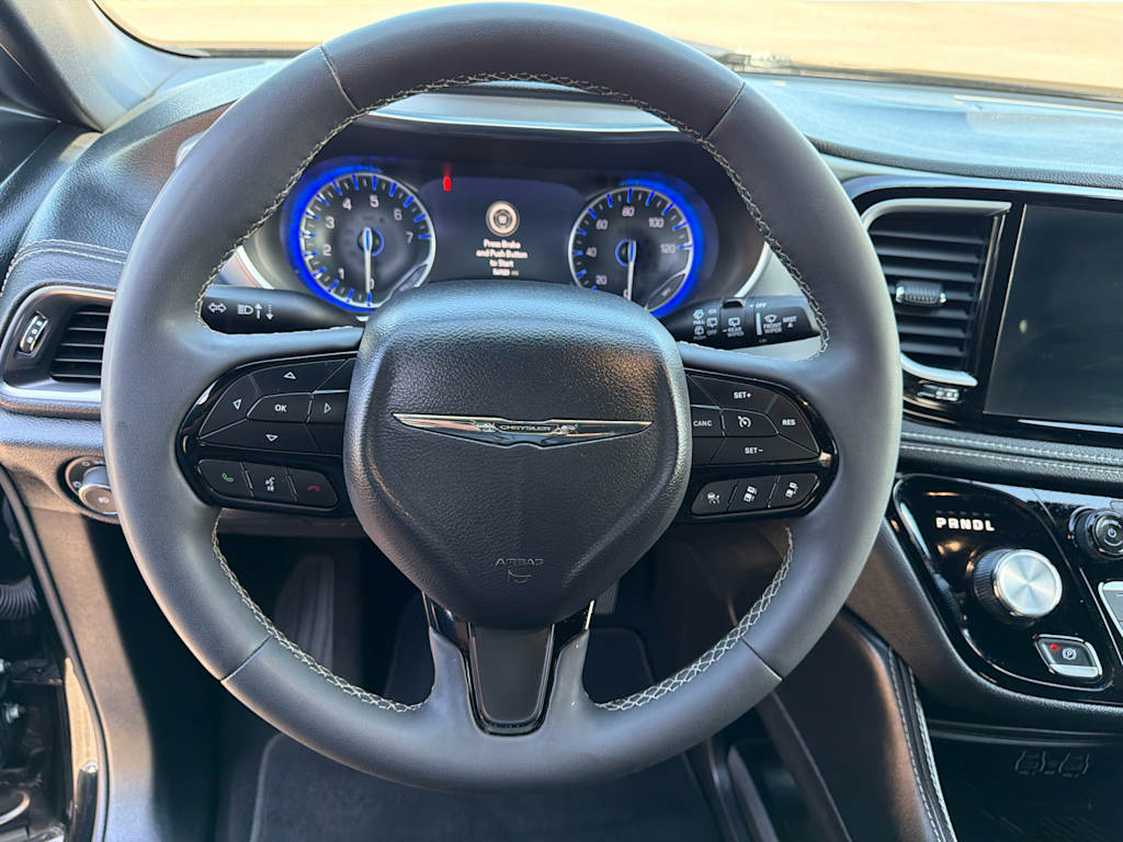 Thumbnail: 2025 Chrysler Pacifica - 13