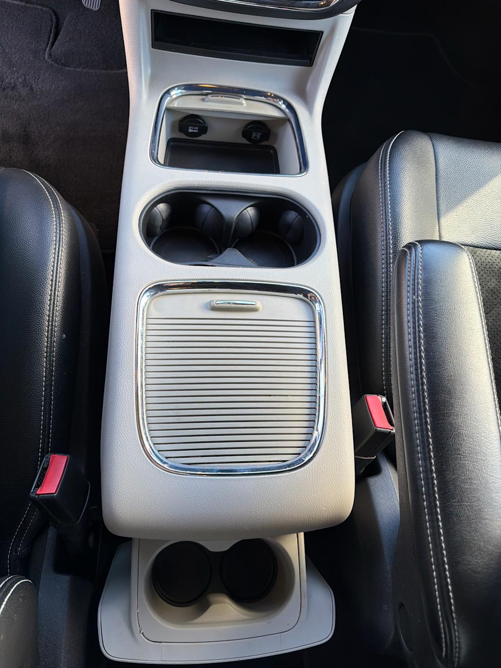 Thumbnail: 2018 Dodge Grand Caravan - 19