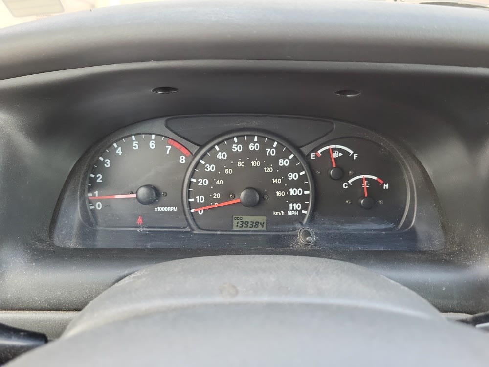 Thumbnail: 2004 Chevrolet Tracker - 17