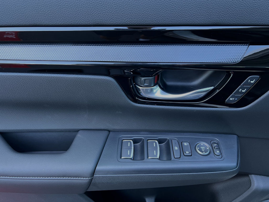 2025 Honda CR-V EX-L 19