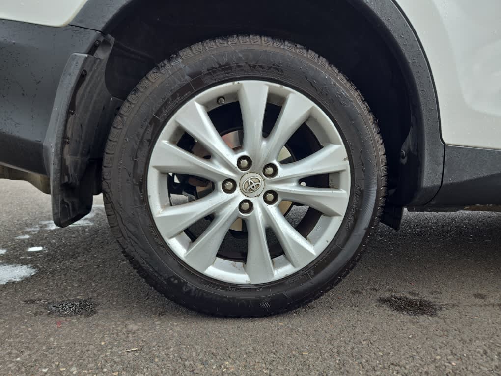Thumbnail: 2014 Toyota RAV4 - 7