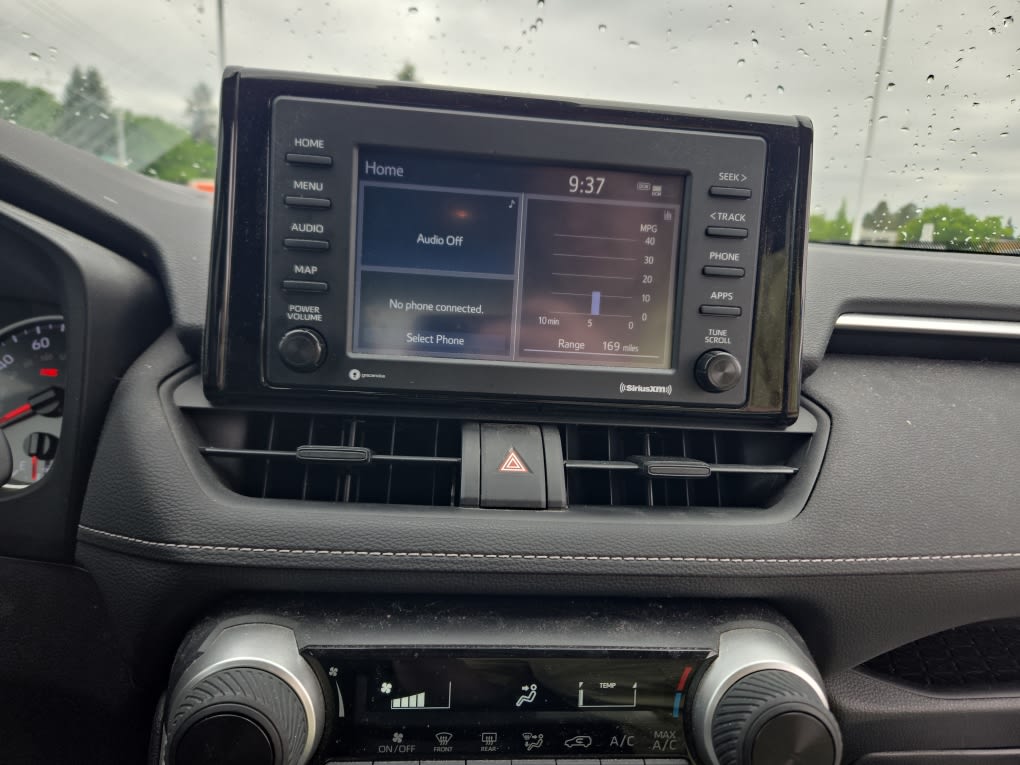Thumbnail: 2021 Toyota RAV4 - 13