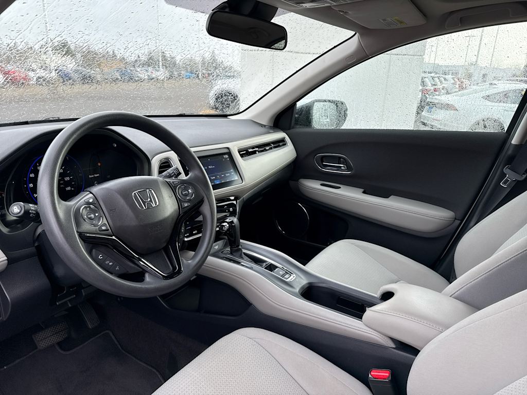 2022 Honda HR-V EX 2