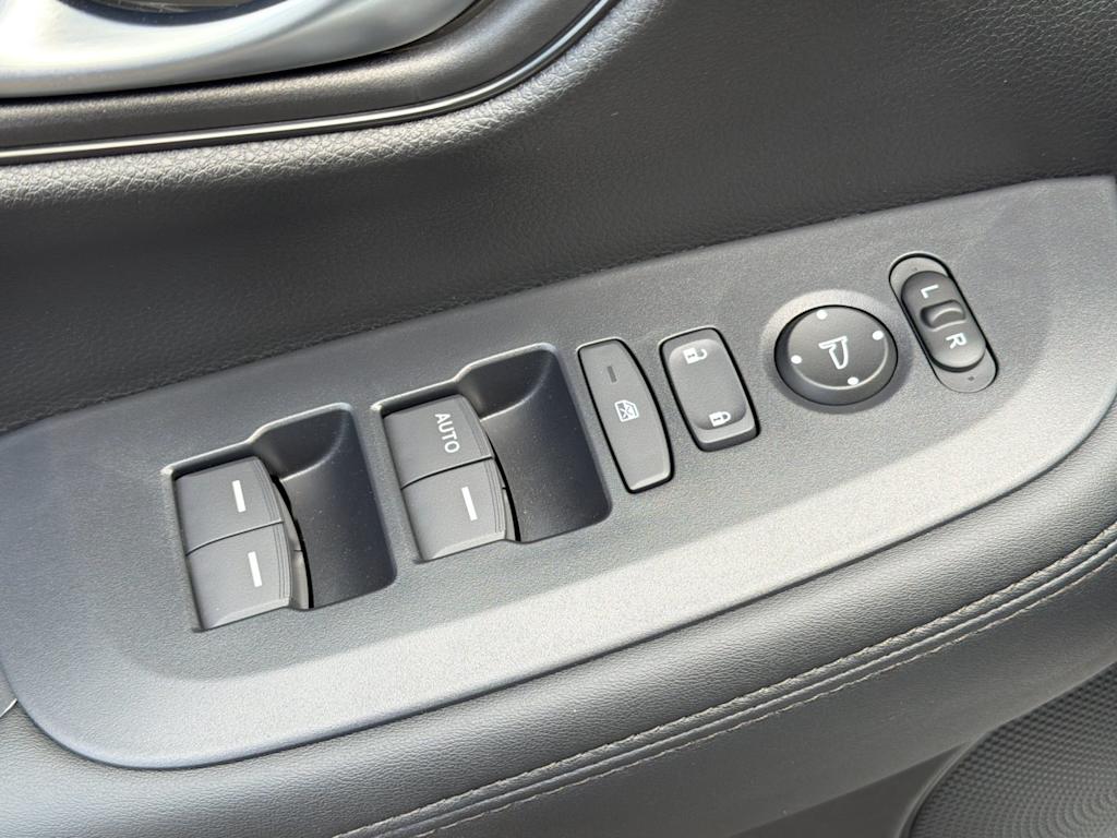 Thumbnail: 2027 Honda HR-V - 23