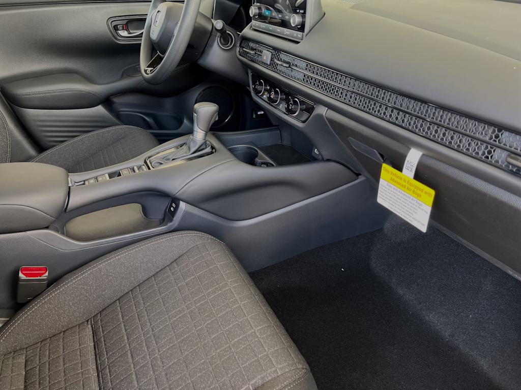 2025 Honda HR-V LX 11