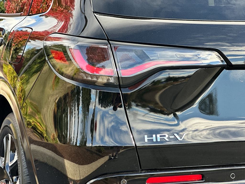 Thumbnail: 2027 Honda HR-V - 28