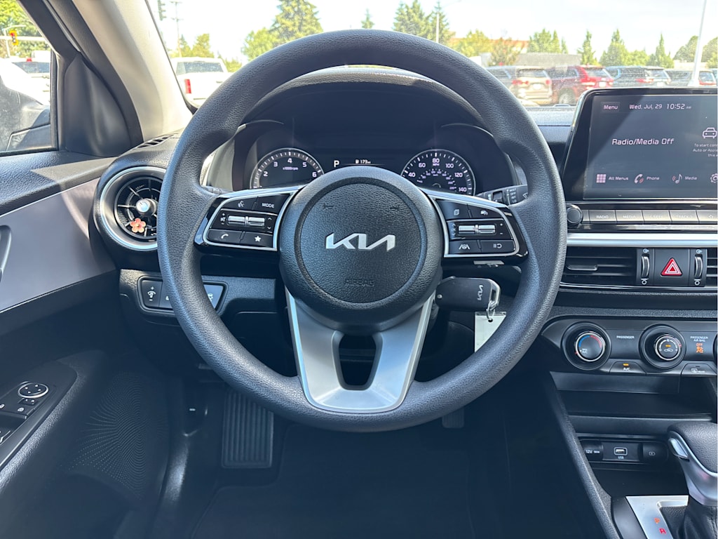 Thumbnail: 2024 Kia Forte - 12