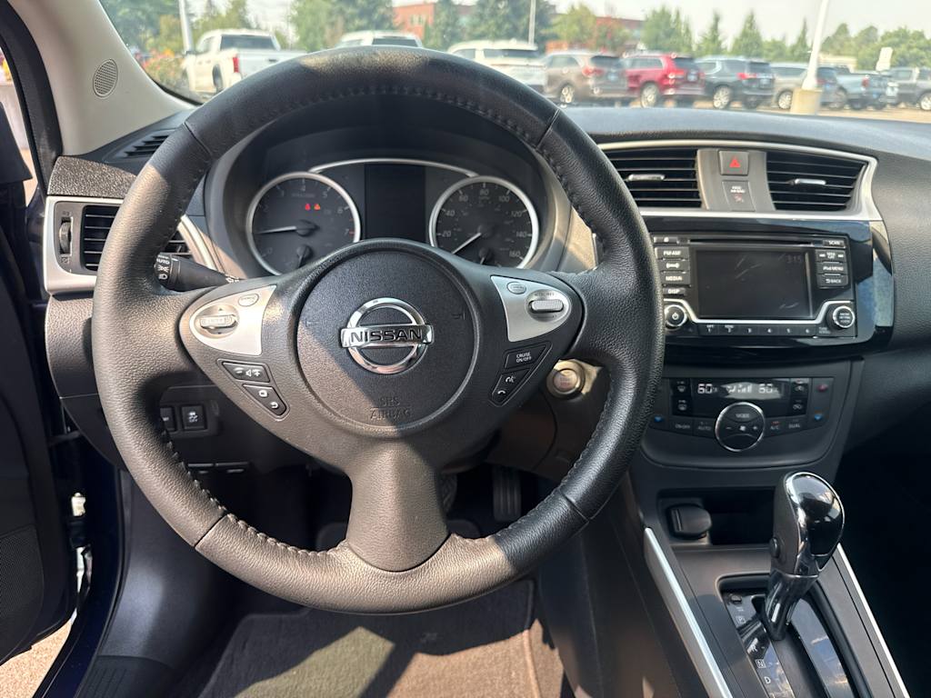 Thumbnail: 2018 Nissan Sentra - 12