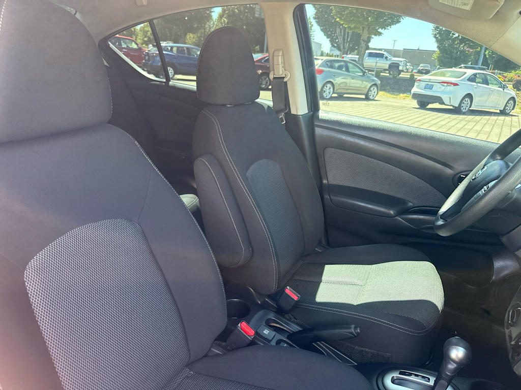 Thumbnail: 2016 Nissan Versa - 10