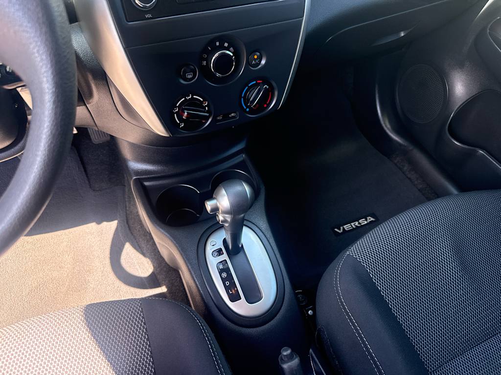 Thumbnail: 2016 Nissan Versa - 14