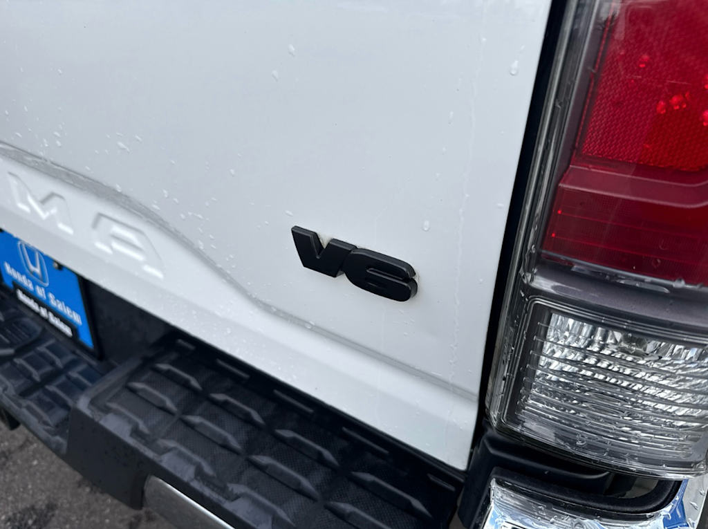 Thumbnail: 2020 Toyota Tacoma - 7
