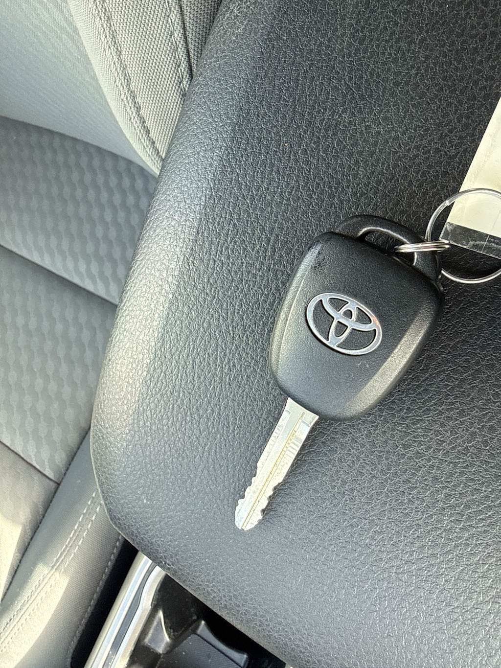 Thumbnail: 2021 Toyota Tacoma - 15