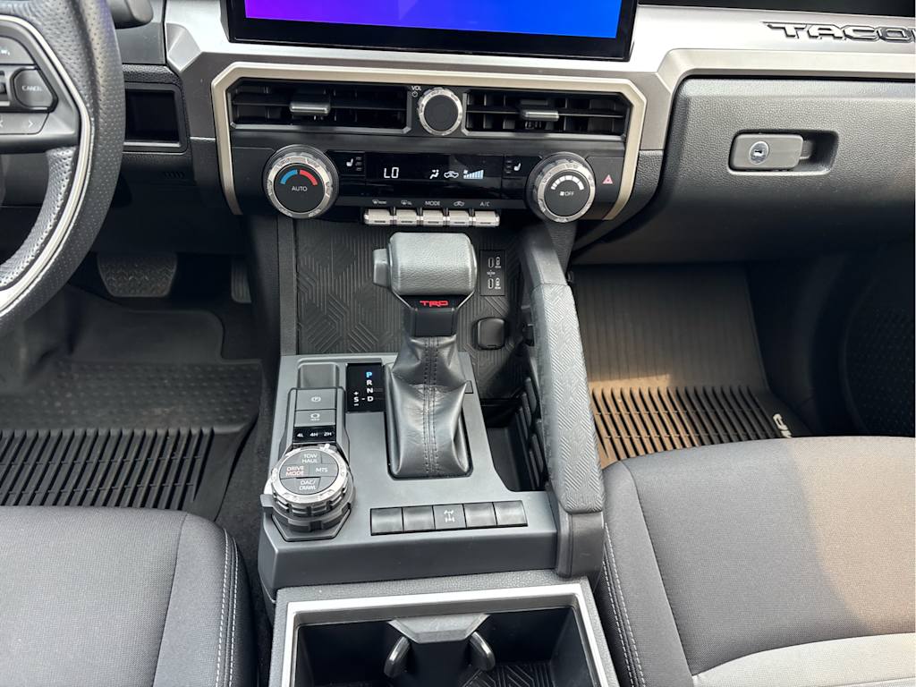 Thumbnail: 2024 Toyota Tacoma - 15