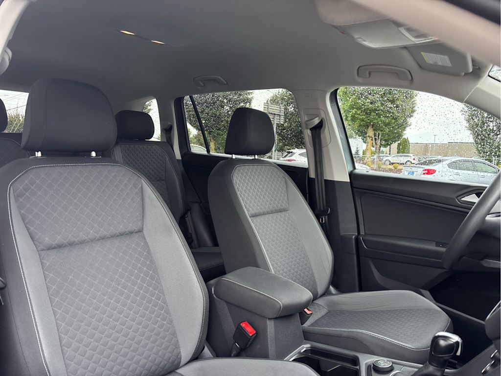 Thumbnail: 2021 Volkswagen Tiguan - 11