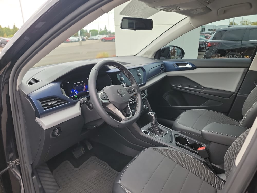 Thumbnail: 2022 Volkswagen Taos - 2