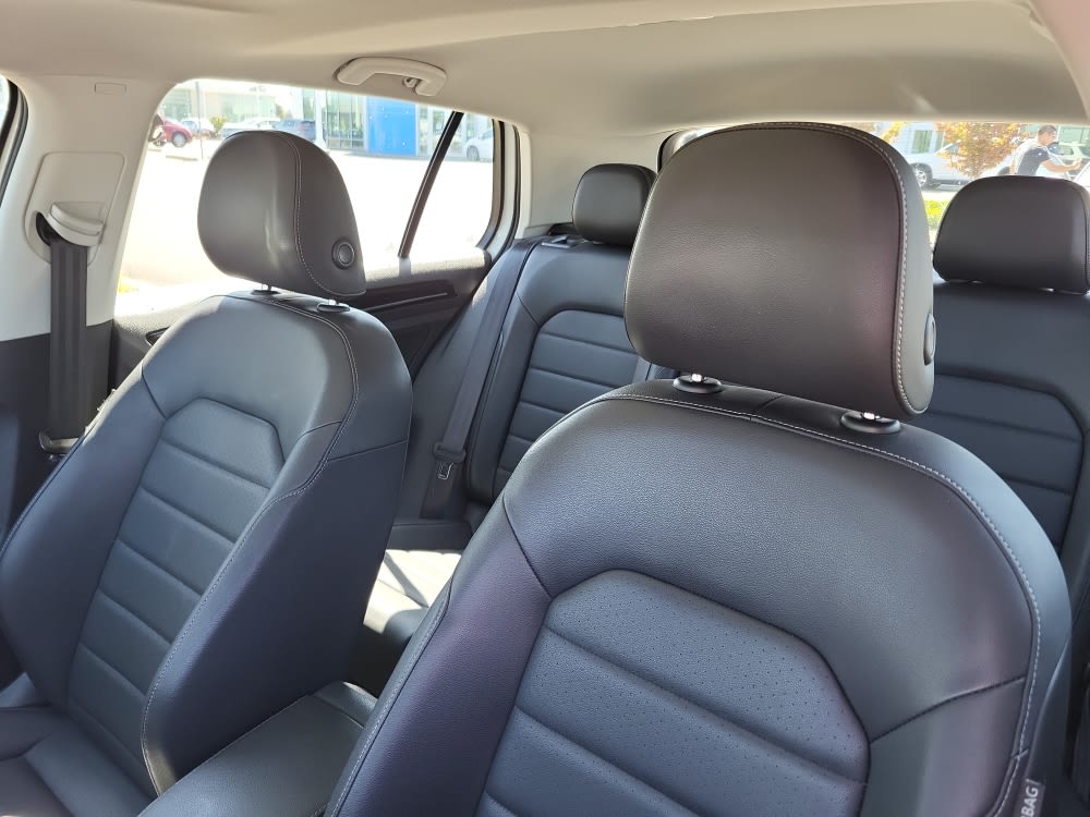 Thumbnail: 2015 Volkswagen Golf - 13
