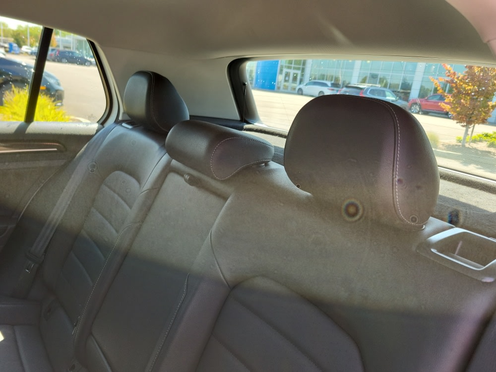 Thumbnail: 2015 Volkswagen Golf - 12