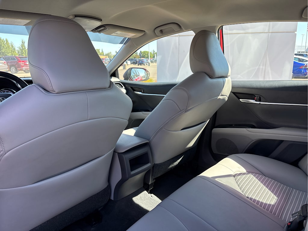 Thumbnail: 2019 Toyota Camry - 12