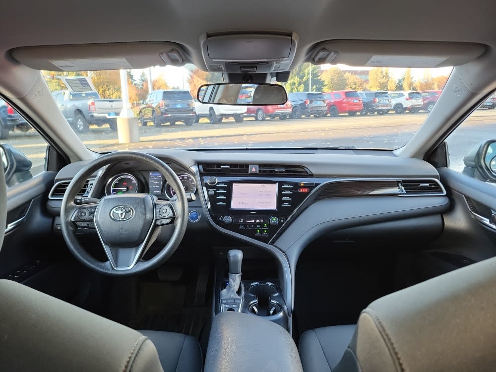 Thumbnail: 2020 Toyota Camry - 8