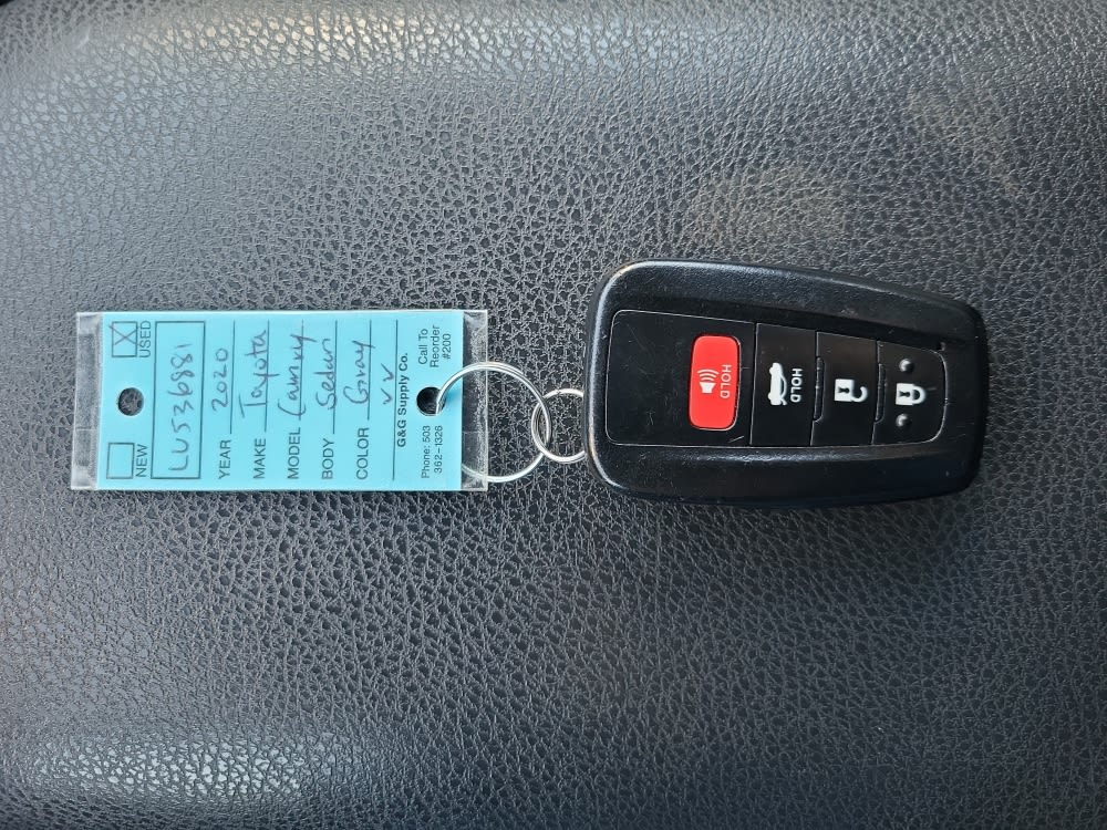 Thumbnail: 2020 Toyota Camry - 16