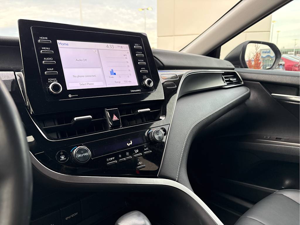 Thumbnail: 2023 Toyota Camry - 24