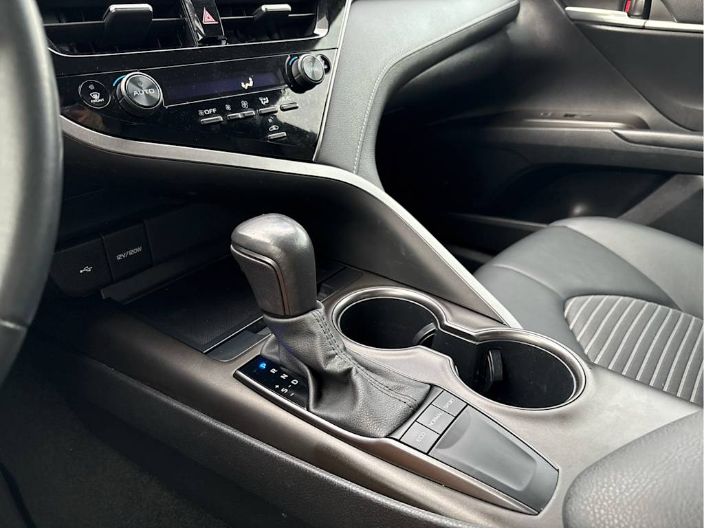 Thumbnail: 2023 Toyota Camry - 14