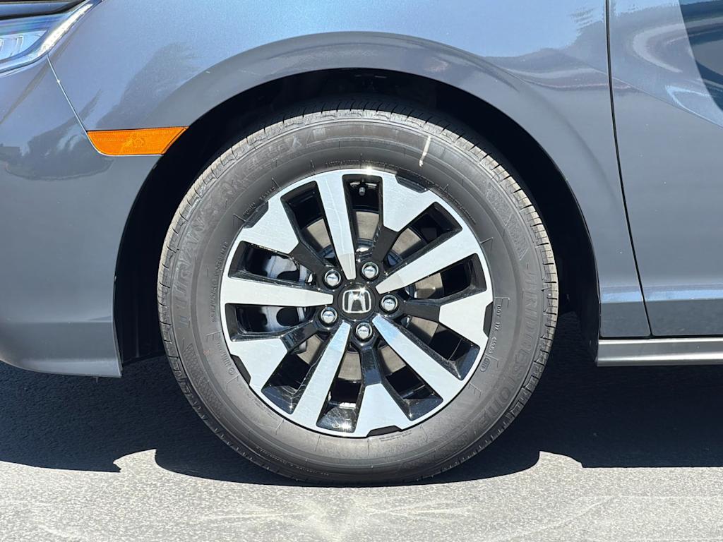 Thumbnail: 2026 Honda Odyssey - 8