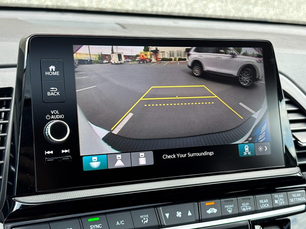 Thumbnail: 2026 Honda Odyssey - 24