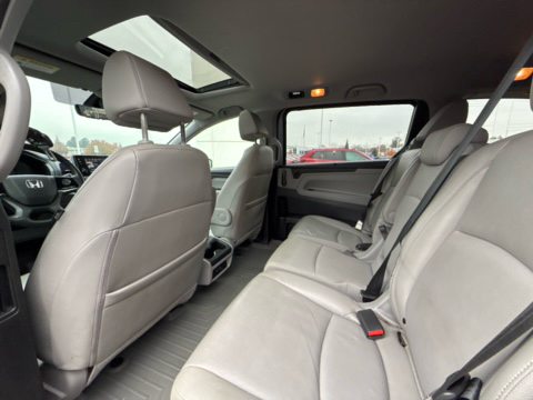 Thumbnail: 2019 Honda Odyssey - 10